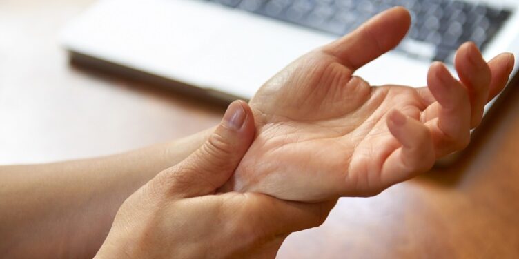 choroby nadgarstka svg+xml,%3Csvg%20xmlns%3D'http%3A%2F%2Fwww.w3